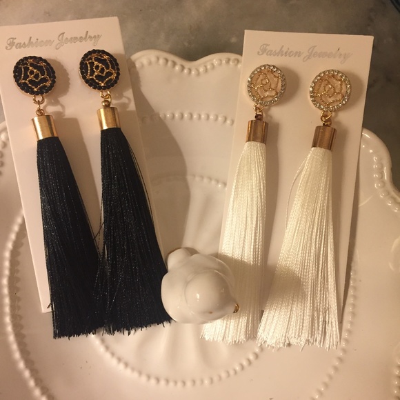 NWT Black and White Tassel Earrings - Picture 1 of 3